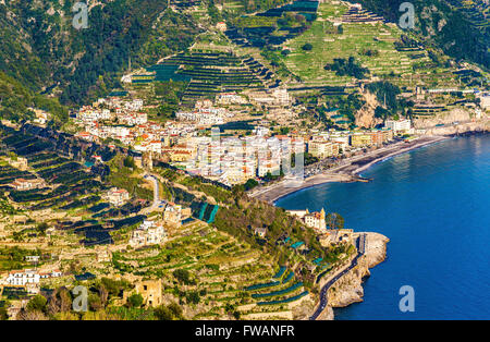 Avis de Maiori ville sur la Côte Amalfitaine Banque D'Images