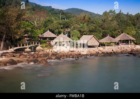 Huttes de bambou sur la plage de Danang, Rangbeach ou Da nang, Quang Nam Province, Vietnam Banque D'Images