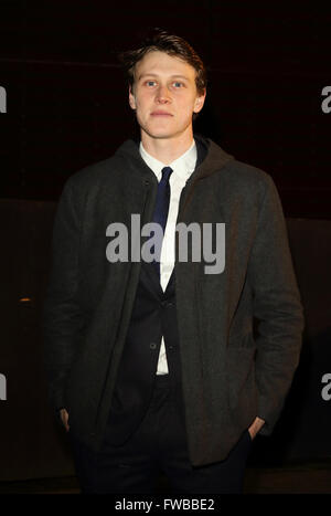 Bright Young Things gala au Théâtre National, South Bank, Londres avec : George Mackay Où : London, Royaume-Uni Quand : 02 Mars 2016 Banque D'Images