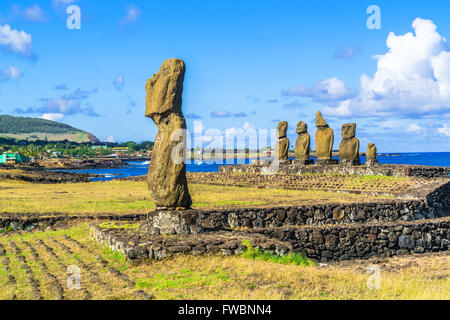 L'ahu Tahai et Ahu Vai Uri dans Tahat complexe archéologique, l'île de Pâques, Chili Banque D'Images