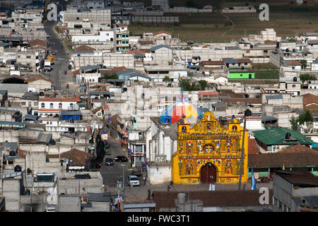 Église de San Andres Xecul, Guatemala, Amérique Centrale Banque D'Images