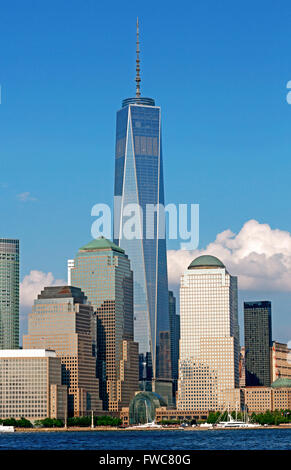 Coucher du soleil - un centre commercial connu officiellement sous le nom de Freedom Tower- World Trade Center, New York City, États-Unis d'Amérique 2013. Banque D'Images