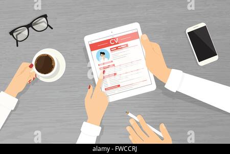 Les responsables RH à la recherche d'un employé à l'aide de tablet pc dans le bureau Illustration de Vecteur