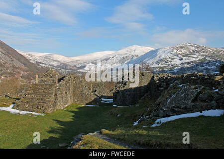 Les chutes de neige à Castell y Bere, un château à proximité de Llanfihangel-y-fanion dans la vallée de Gwynedd, Pays de Galles Dysynni Banque D'Images