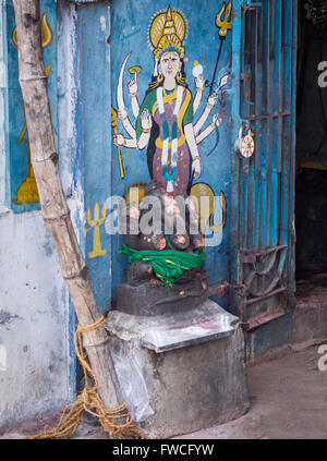 Mumbai, Inde - le 15 octobre 2013 : peinture sur culte mur à Vishnu-Durga Amma Mandapam de déesse. Banque D'Images