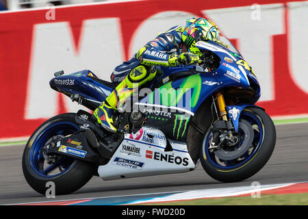 Rio Hondo, l'Argentine. 06Th avr, 2016. Italie's biker Valentino Rossi chevauche son Yamaha durant la course MotoGP du Grand Prix de l'Argentine à Termas de Rio Hondo circuit, à Santiago del Estero, en Argentine, le 3 avril 2016 (photo de Marco Iorio) Crédit : marco iorio/Alamy Live News Banque D'Images