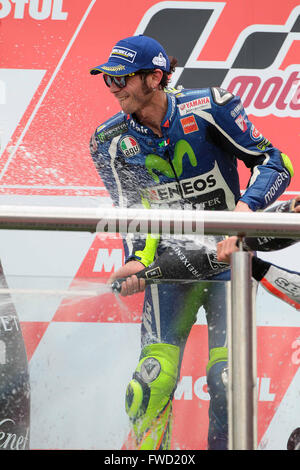 Rio Hondo, l'Argentine. 06Th avr, 2016. Valentino Rossi de l'Italie et Movistar Yamaha MotoGP célèbre la deuxième place à la fin de la course MotoGP pendant le MotoGp d'Argentine - Course à Termas de Rio Hondo Circuit sur Avril 03, 2016 à Rio Hondo, l'Argentine. Crédit : marco iorio/Alamy Live News Banque D'Images