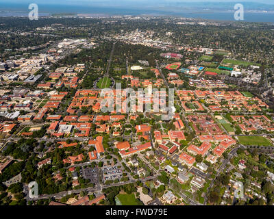 Campus de l'Université de Stanford à Palo Alto en Californie, Hoover Tower, campus, Silicon Valley, Californie, USA, vue aérienne, Banque D'Images