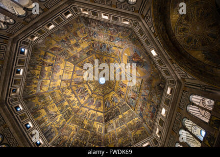 Cathédrale de Florence central intérieur Baptistère Florence, Italie Banque D'Images