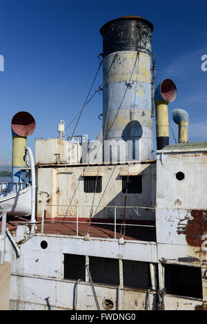 KENYA Kisumu, ancien bateau à vapeur construit en 1907 dans le district de Nyanza SS Bow, McLachlan et compagnie de Paisley Renfrewshire, en Écosse comme knock down' navire ; c'est, elle a été boulonnés ensemble dans le chantier naval à Paisley, toutes les pièces repérées par des nombres, démonté en plusieurs centaines de pièces et transportés sous forme de kit par mer au Kenya pour le remontage, depuis 2002 hors service / KENYA Kisumu, altes Dampfschiff Nyanza, 1907 gebaut von Bow, McLachlan et compagnie de Paisley Renfrewshire, en Ecosse, seit 2002 rhodes-extèrieure Dienst Banque D'Images