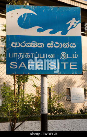 Sri Lanka, Trincomalee, Tsunami-Site sign Banque D'Images