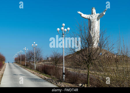 Christ Roi, la plus grande statue de Jésus, dans la voïvodie de Lubusz, Świebodzin, dans l'ouest de la Pologne, de l'Europe Banque D'Images