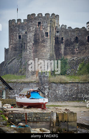 Une ville de Colwyn Bay, communautaire et station balnéaire Conwy County Borough côte nord du Pays de Galles avec vue sur la mer d'Irlande en Clwyd N Banque D'Images