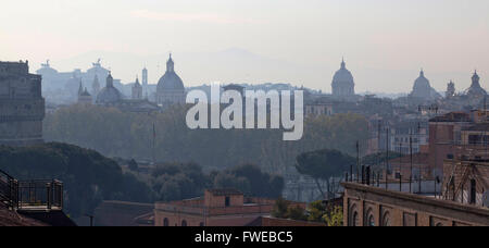 ROME, ITALIE : vue sur Rome Banque D'Images