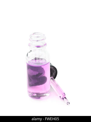 Petit flacon avec une pipette isolated Banque D'Images