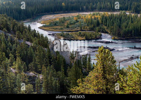 Les cheminées, des formations rocheuses, Banff National Park, Alberta, Canada Province Banque D'Images