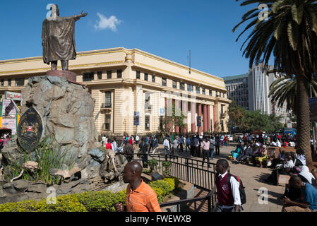 Moi Avenue, le centre-ville de Nairobi, Kenya, Afrique de l'Est Banque D'Images