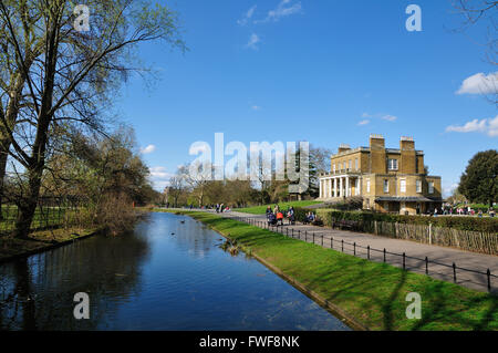 Clissold House à Clissold Park, Stoke Newington, Hackney, Londres UK Banque D'Images