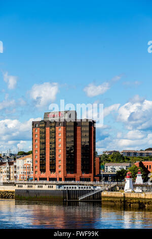 Une vue sur la Saint John, Nouveau-Brunswick Hilton de la mer Banque D'Images