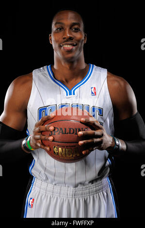 Orlando, FL, USA. 27 Sep, 2010. Dwight Howard des Orlando Magic Center (12) lors de la Journée des médias, Orlando Magic au Amway Center le 27 septembre 2010 à Orlando, Floride.ZUMA Press/Scott A. Miller © Scott A. Miller/ZUMA/Alamy Fil Live News Banque D'Images