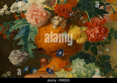 National Gallery, Londres, Royaume-Uni. 5 avril, 2016. Détail de fleurs dans un vase en terre cuite par Jan van Huysum. Coïncidant avec le Chelsea Flower Show, cette exposition explore la peinture fleurs à partir de la 17e à la fin du xviiie siècle. Credit : artsimages/Alamy Live News Banque D'Images