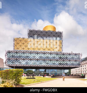 Bibliothèque publique de Birmingham, conçu par, Mecanoo dans Centenary Square, Birmingham, West Midlands, England, UK Banque D'Images