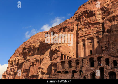 Autour de l'urne, le Tombeau Royal Tombs, Petra, Site du patrimoine mondial de l'UNESCO, la Jordanie, Moyen-Orient Banque D'Images