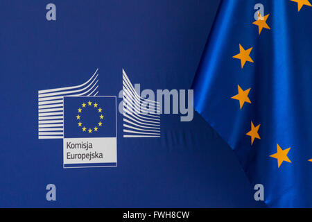 Varsovie, Pologne. Le 05 Avr, 2016. Conférence de presse du Vice-président de la Commission européenne Frans Timmermans au cours de sa visite en Pologne Crédit : Mateusz Wlodarczyk/Pacific Press/Alamy Live News Banque D'Images