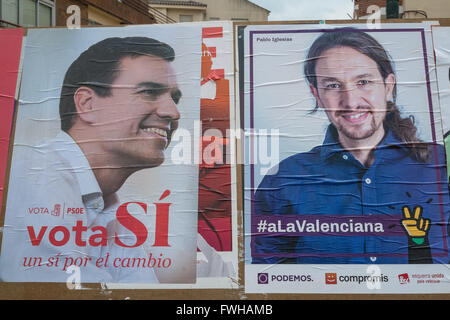 VALENCIA, Espagne-11 juin 2016 : campagne politique affiche représentant l'aile gauche les candidats à l'élection présidentielle Pablo Iglesias et Pedro Sanchez : Olaf Crédit Speier/Alamy Live News Banque D'Images