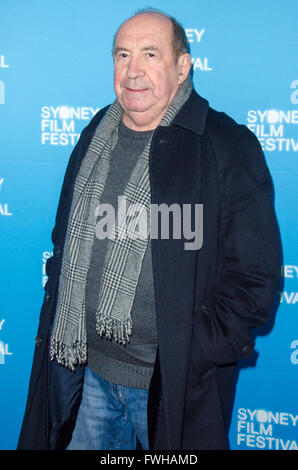 Sydney, Australie - 12 juin 2016 : VIP's et célébrités à pied et de poser pour des photos sur le tapis rouge de l'avant de la première du film australien Mahana qui a eu lieu au cours de la Sydney Film Festival. Photo n'est Roy Crédit : mjmediabox Facturation /Alamy Live News Banque D'Images