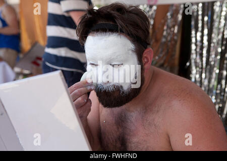 Washington DC, USA. 12 Juin, 2016. Des milliers de participants de célébrer le Mois de la fierté à Washington, DC USA Crédit : B Christopher/Alamy Live News Banque D'Images