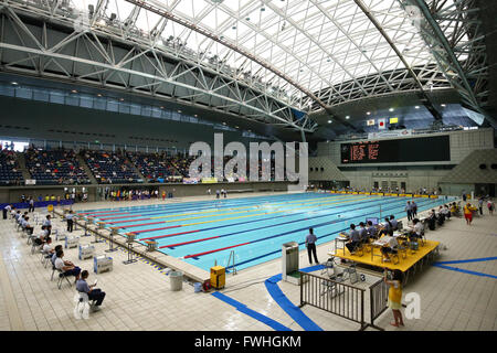 Centre International de Natation de Yokohama, Kanagawa, Japon. 12 Juin, 2016. Yokohama International Centre de Natation Natation : championnats de natation au Japon des personnes ayant une déficience intellectuelle dans la région de Yokohama International Centre de natation, Kanagawa, Japon . Credit : Ito Shingo/AFLO SPORT/Alamy Live News Banque D'Images