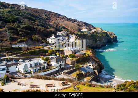 Donnant sur la plage à Trevaunance Cove St Agnes Cornwall England UK Europe Banque D'Images