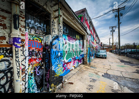 Dans la ruelle, Graffiti Gare du Nord District de Baltimore, Maryland. Banque D'Images