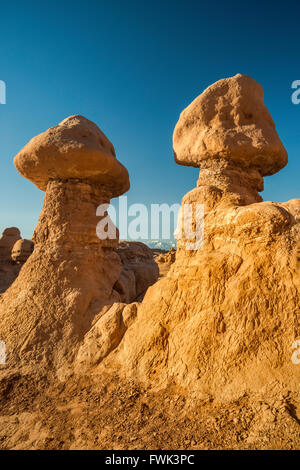 Hoodoo rochers à Goblin Valley State Park, du Plateau du Colorado, Utah, USA Banque D'Images