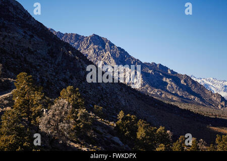 Les montagnes de la Sierra Nevada de Lone Pine, Californie, USA Banque D'Images