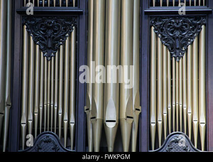 Tuyaux d'orgue de l'église St Laurence Ludlow Banque D'Images