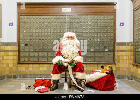 Père Noël en bureau de poste, Canajoharie, New York, USA Banque D'Images