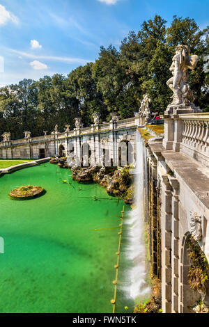 Fontana di Eolo au Palais Royal de Caserte Banque D'Images