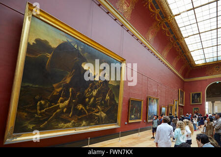 Le Radeau de la Méduse 1819 par Theodore Gericault dans le musée du Louvre à Paris avec les visiteurs Banque D'Images