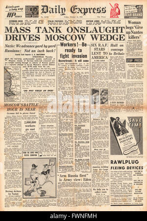 1941 front page Daily Express chars allemands attaquer Moscou Banque D'Images