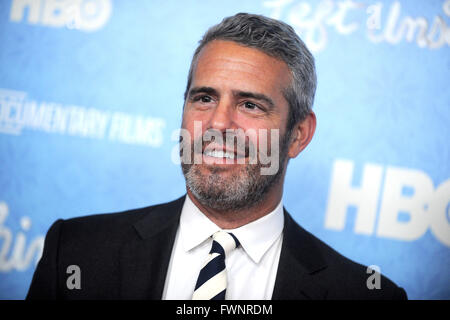 Andy Cohen de la première de l'HBO documentaire 'Rien de non-dits : Gloria Vanderbilt et Anderson Cooper' at Tate Warner Center. New York, 04 avril 2016/photo alliance Banque D'Images