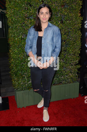 Universal City, CA, USA. 5ème apr 2016. 05 avril 2016 - Universal City, Californie - Alanna Masterson. Arrivées de Universal Studios' ''Wizarding World of Harry Potter'' d'ouverture tenue à Universal Studios Hollywood. Crédit photo : Birdie Thompson/AdMedia Crédit : Birdie Thompson/AdMedia/ZUMA/Alamy Fil Live News Banque D'Images