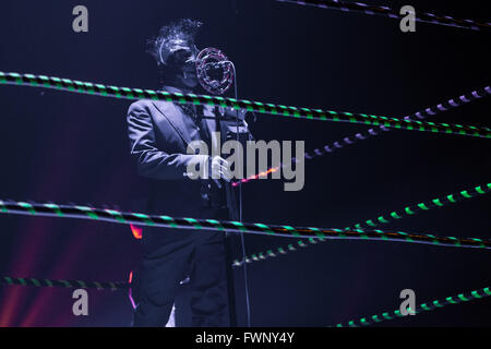 25 mars 2016 - Milwaukee, Wisconsin, États-Unis - Chanteur MAYNARD JAMES KEENAN de Puscifer effectue du Riverside Theatre à Milwaukee, Wisconsin (Image Crédit : © Daniel DeSlover via Zuma sur le fil) Banque D'Images