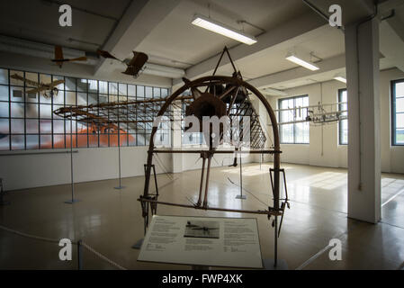 Munich, Allemagne. 05Th Oct, 2014. Le Deutsche Museum Flugwerft Schlei§heim est un musée dédié à l'histoire de l'avion qui se trouve dans Oberschlei§heim en Allemagne à la Schlei§heim airport. Le musée est situé sur un'aera de 7500 m et dispose de deux bâtiments séparés pour l'affichage et une piste interne. © Andrea Ronchini/Pacific Press/Alamy Live News Banque D'Images