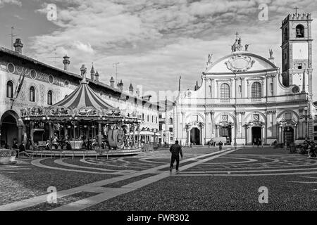 Photo monochrome de la Place Ducale de Vigevano - Banque D'Images