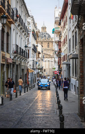 Calle (rue) San Jerónimo dans la ville de Grenade, Espagne Banque D'Images