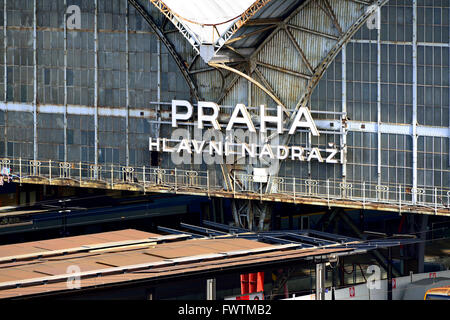 Prague, République tchèque. Gare principale / Hlavni nadrazi (1871) Banque D'Images