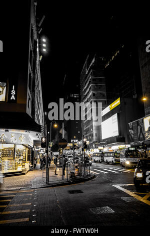 La vie nocturne dans les rues de Hong Kong Banque D'Images