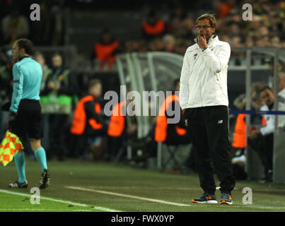 Dortmund, Allemagne. Apr 7, 2016. L'entraîneur de Liverpool Juergen Klopp réagit lors de l'Europa League quart de finale knock out entre Borussia Dortmund vs FC Liverpool à Dortmund, en Allemagne, 7 avril 2016. Photo : Ina Fassbender/dpa/Alamy Live News Banque D'Images